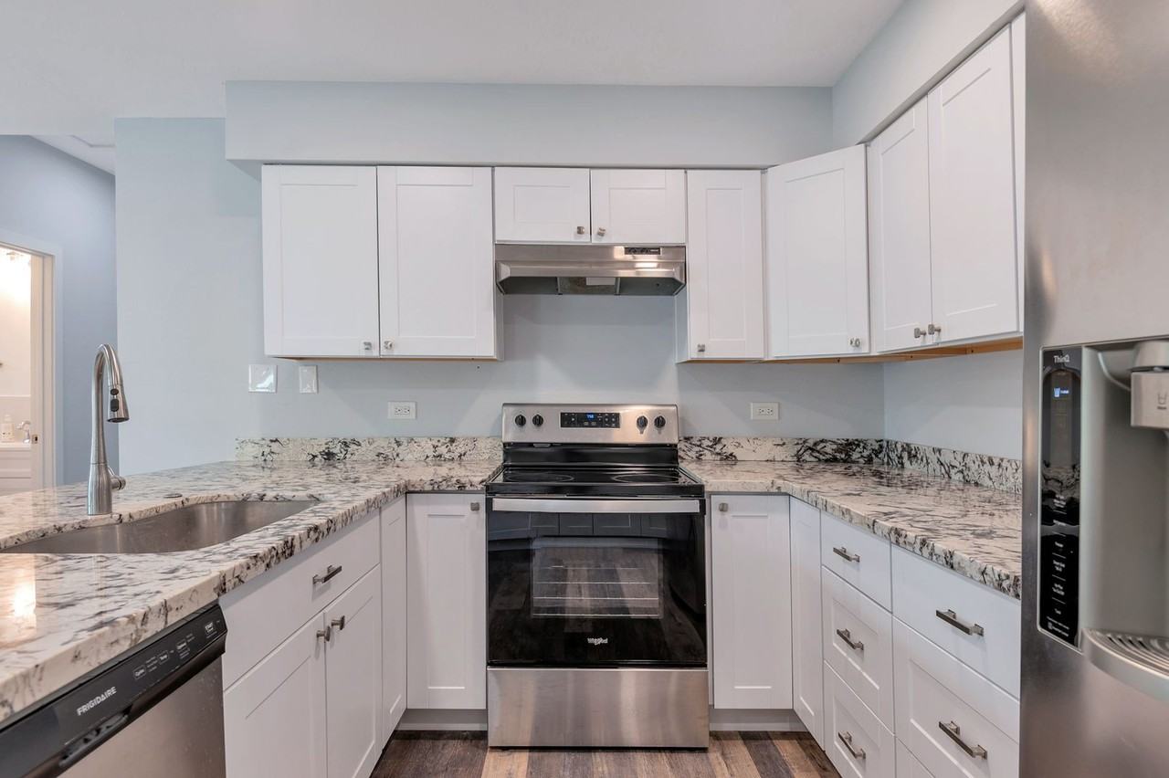 1278 E Pebble Beach Dr - Photo 4 of 29