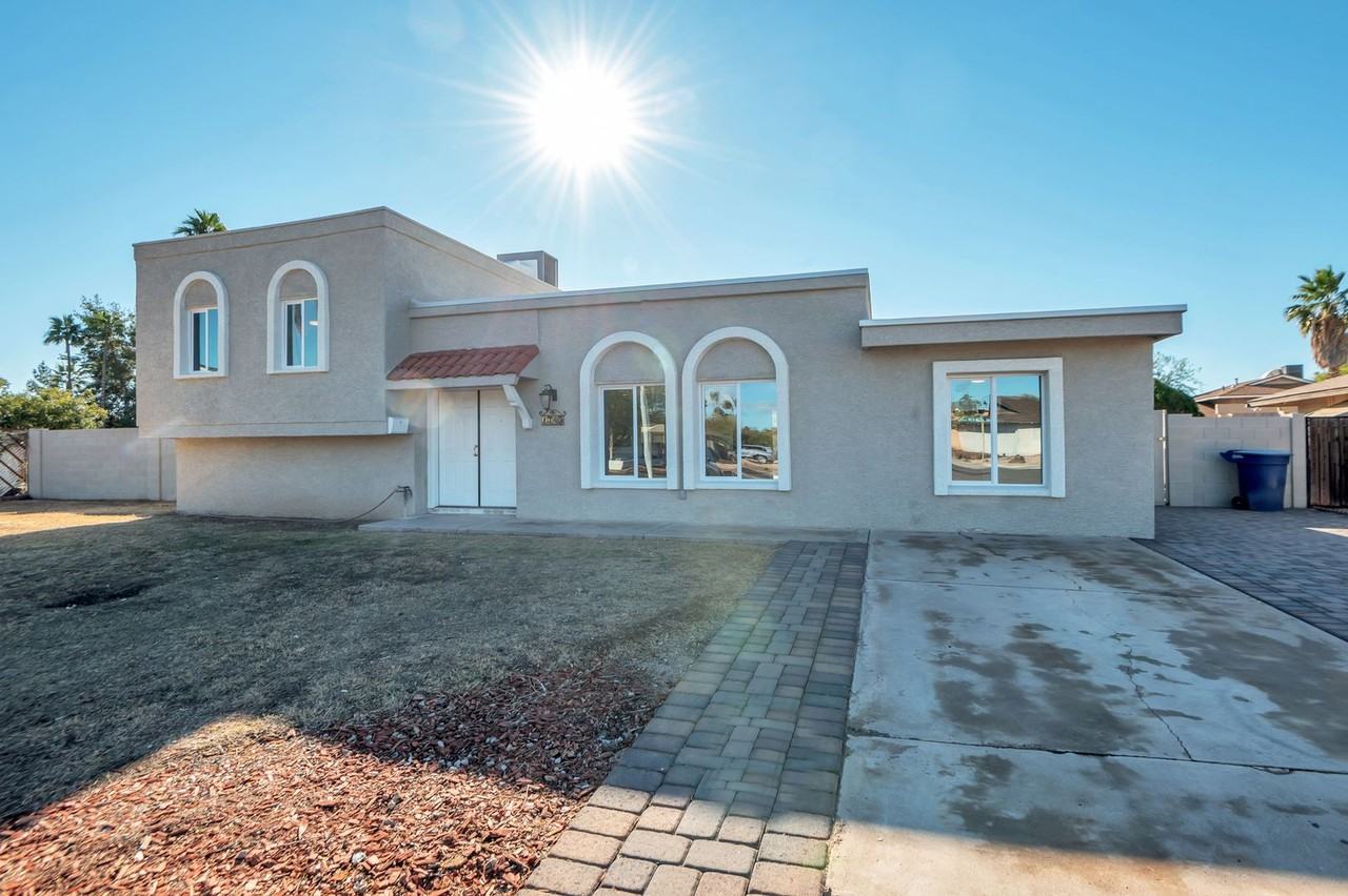 1743 E Pebble Beach Dr - Photo 4 of 26