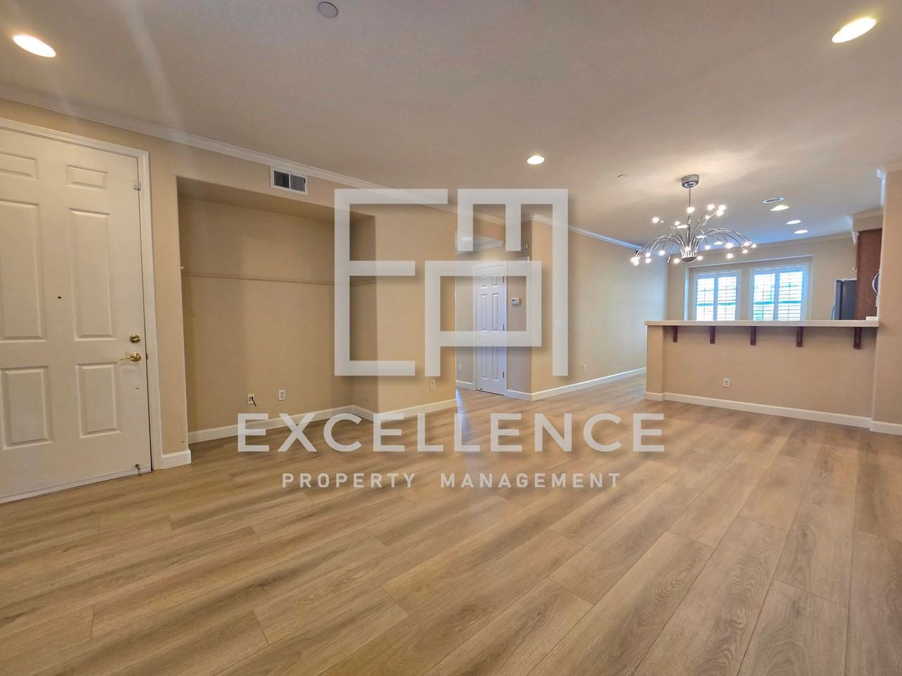 617 Adeline Ave - Photo 4 of 14