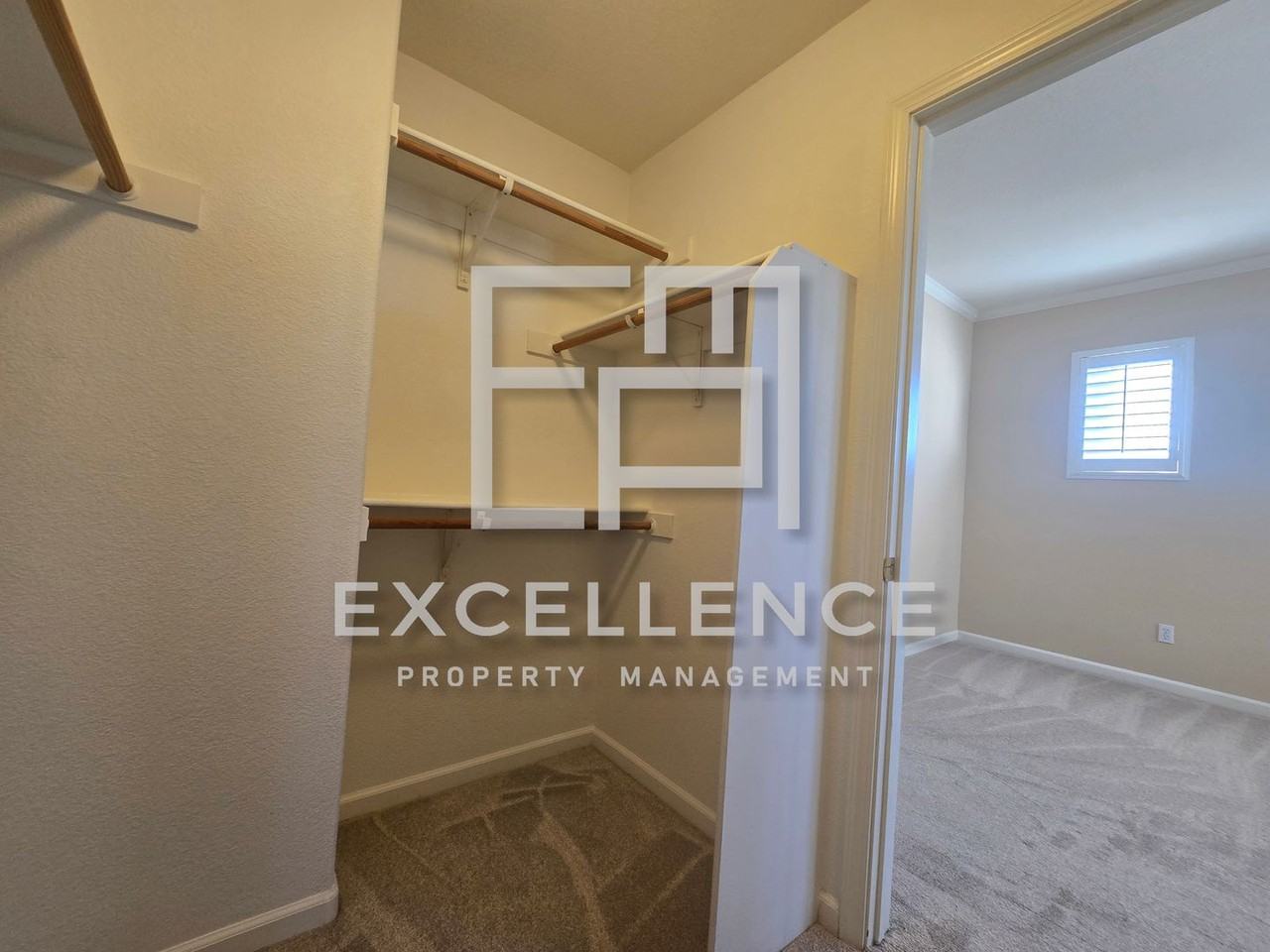 617 Adeline Ave - Photo 7 of 14