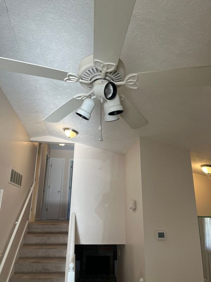 3003 Sullivan St - Photo 3 of 18