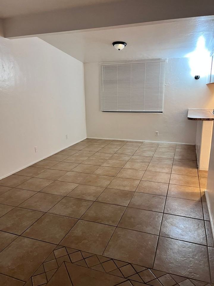 1634-1662 N. Beverly Avenue - Photo 5 of 22