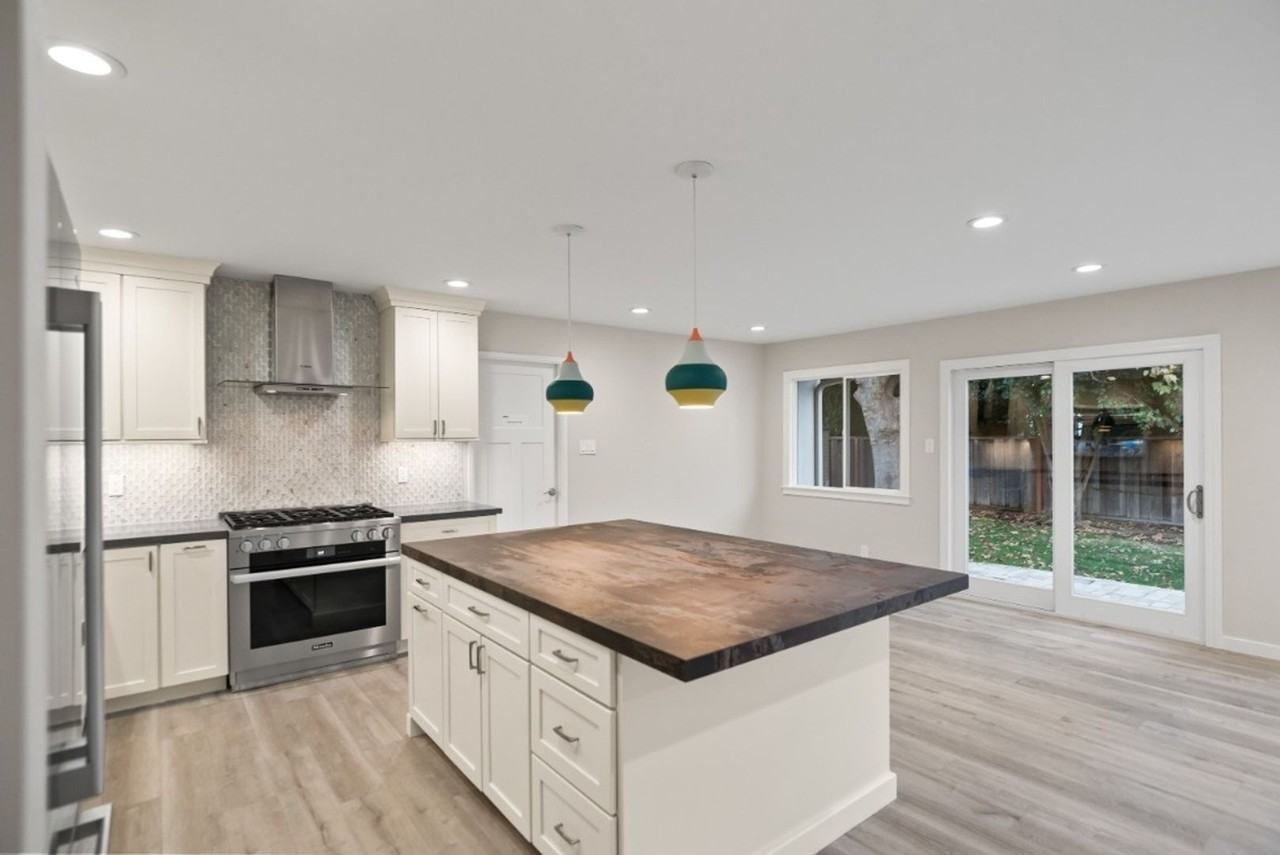 692 Pomeroy Ave - Photo 6 of 28