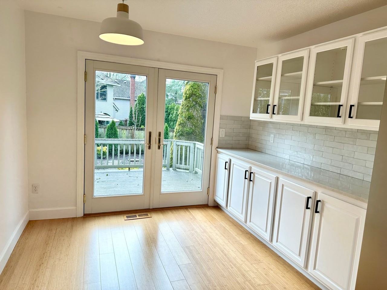 4978 Suntree Ln - Photo 7 of 29