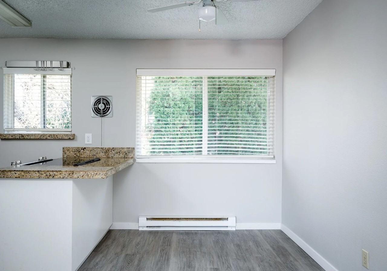 Ivy Terrace Apartments - Photo 7 of 22