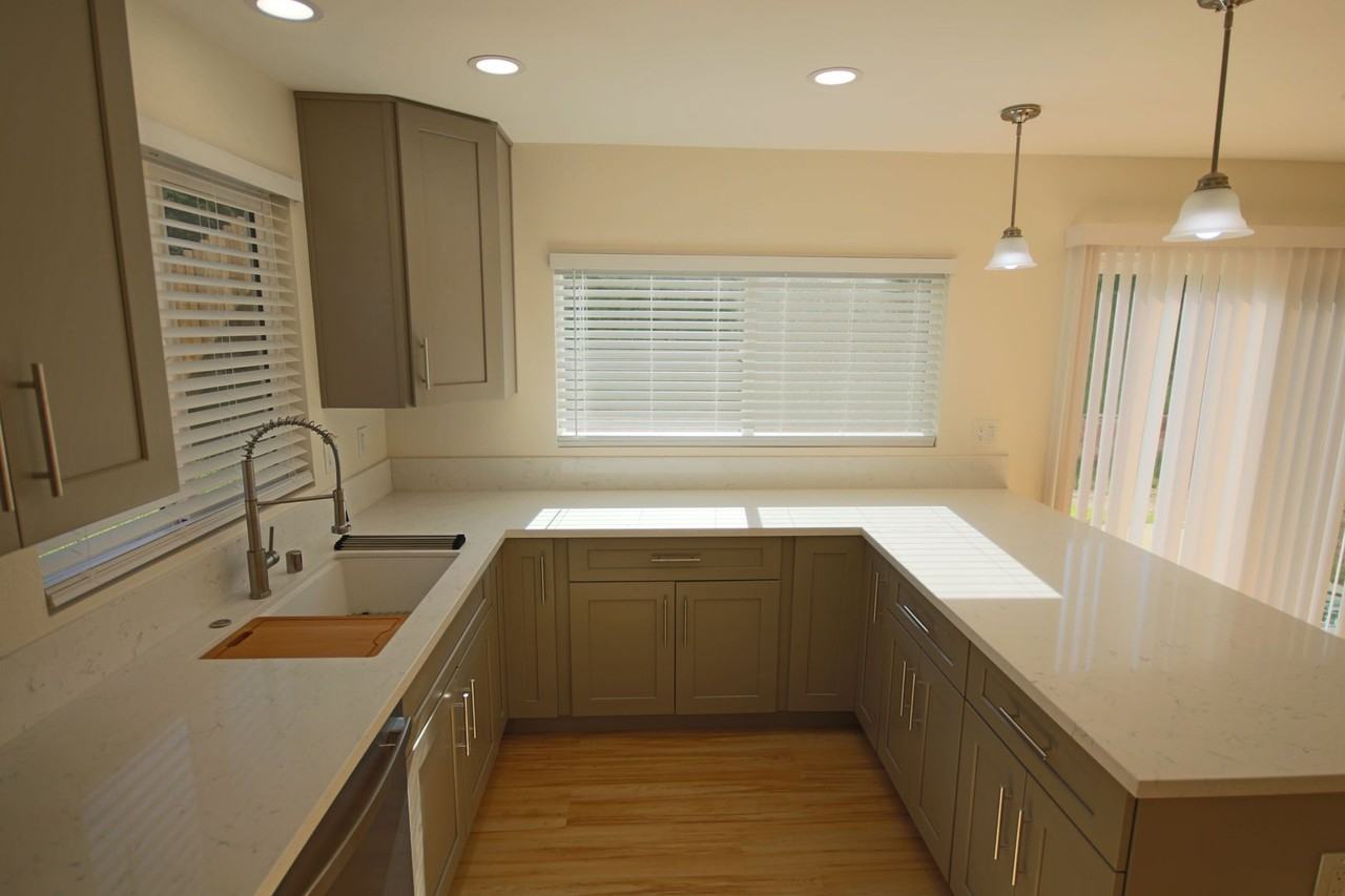 9125 Outinda St - Photo 7 of 26