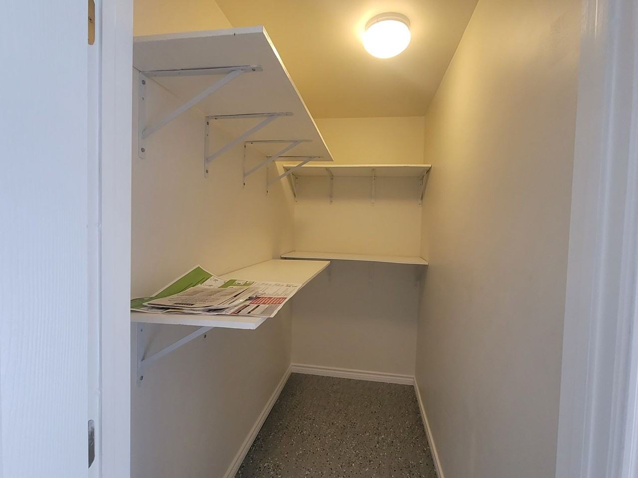 107 Avalon Way - Photo 6 of 33