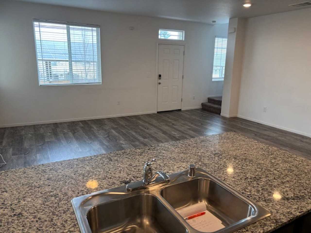 9879 Coastal Fog Dr - Photo 5 of 22