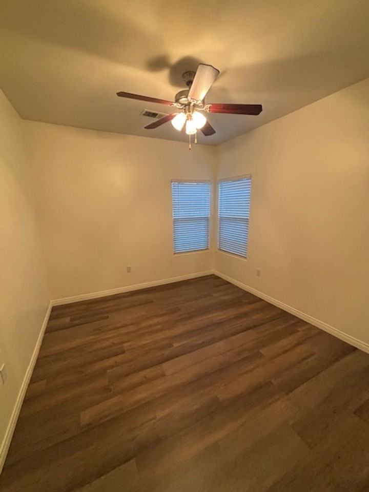 10205 Malaguena Ct - Photo 7 of 19