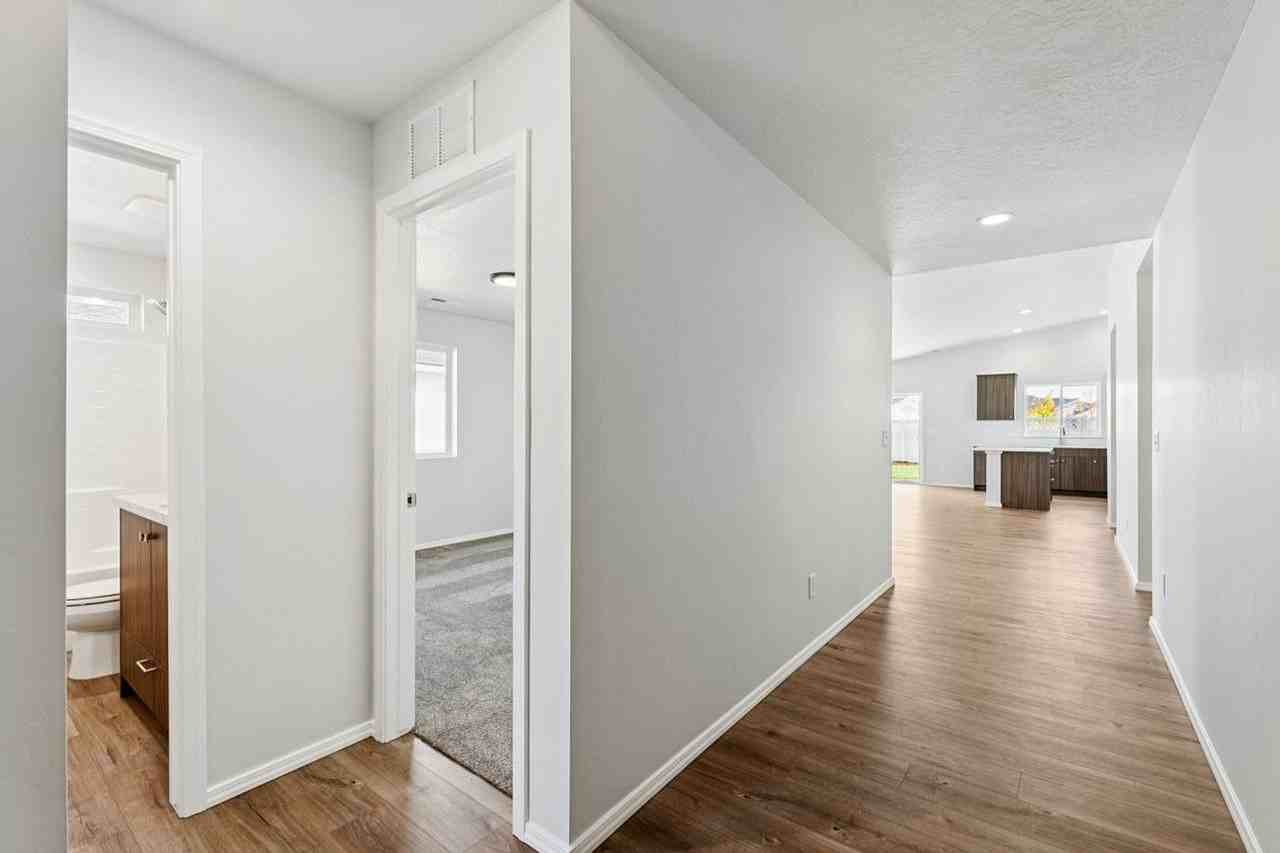 216 Idalou Way - Photo 3 of 21