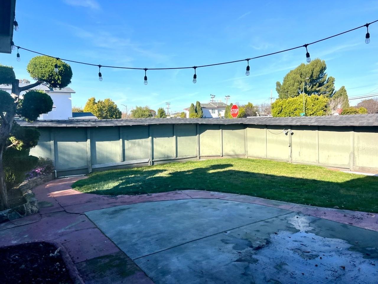 1684 S Norfolk St - Photo 2 of 18