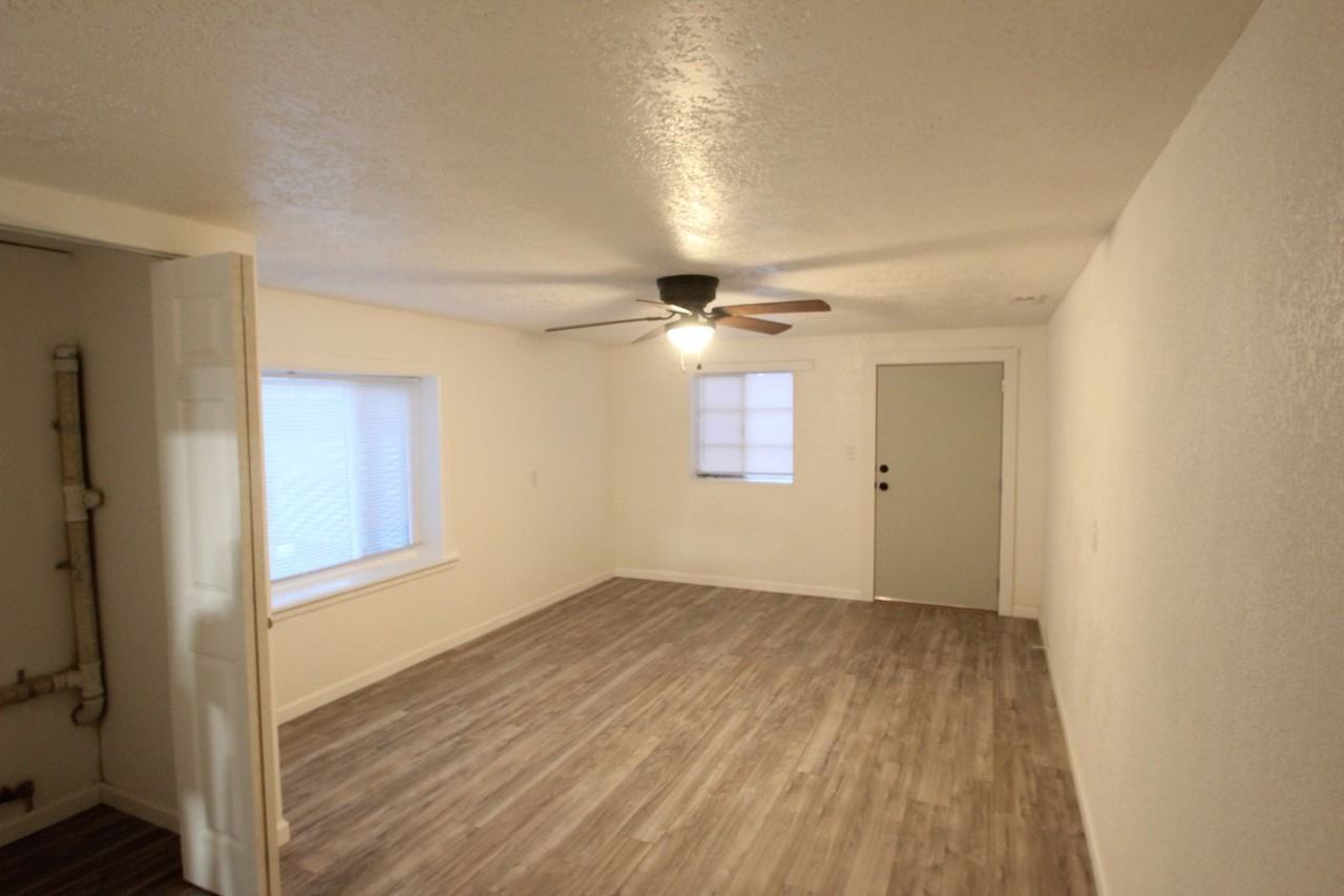 1414 Griegos Rd Nw - Photo 7 of 12