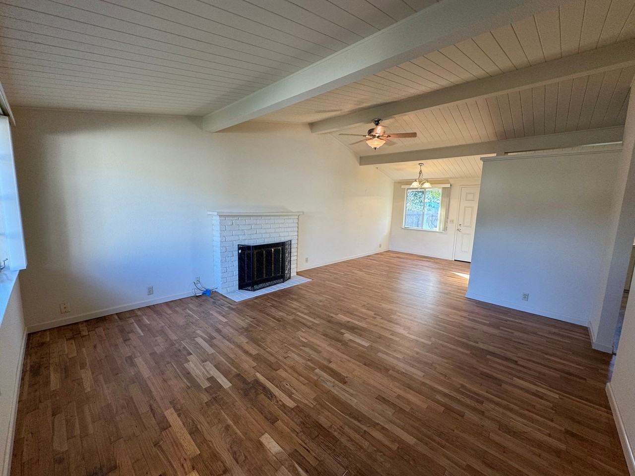 1115 Isabelle Ct - Photo 2 of 22