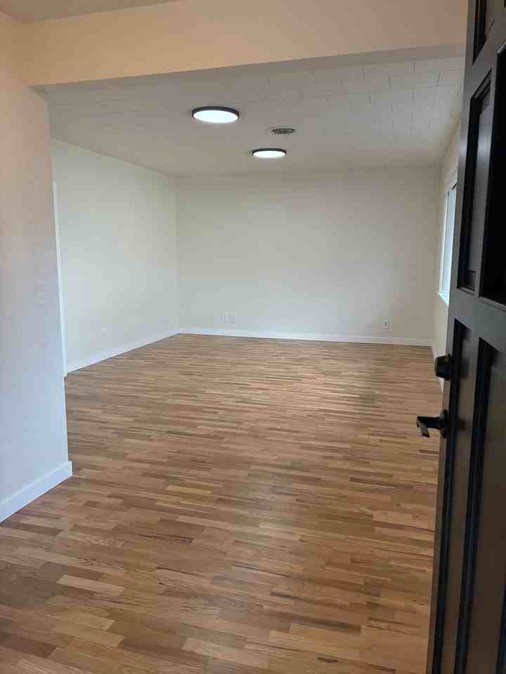 1164 Woodrow Ln - Photo 2 of 23