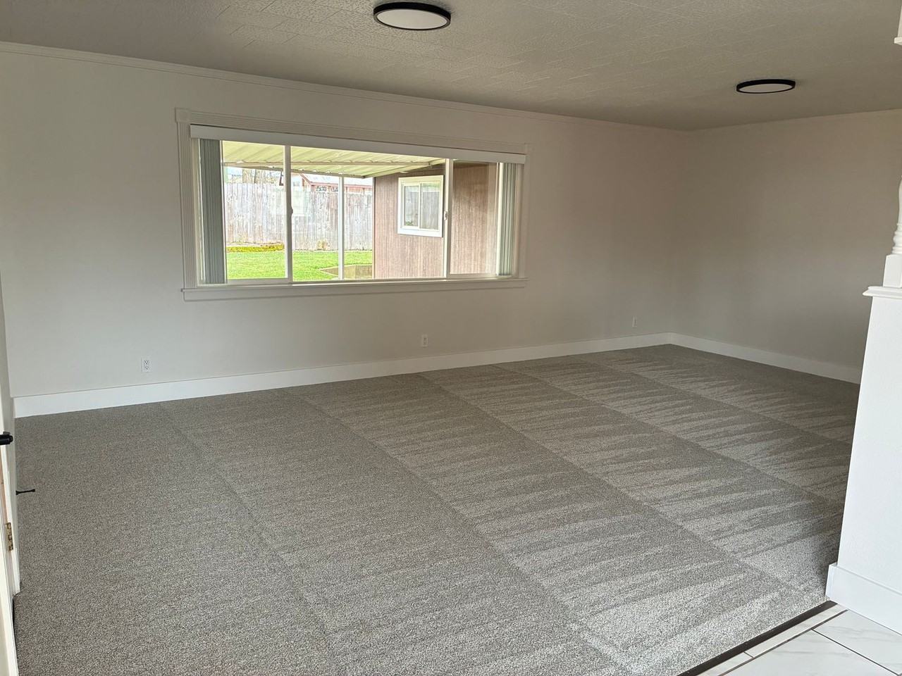 1164 Woodrow Ln - Photo 5 of 23