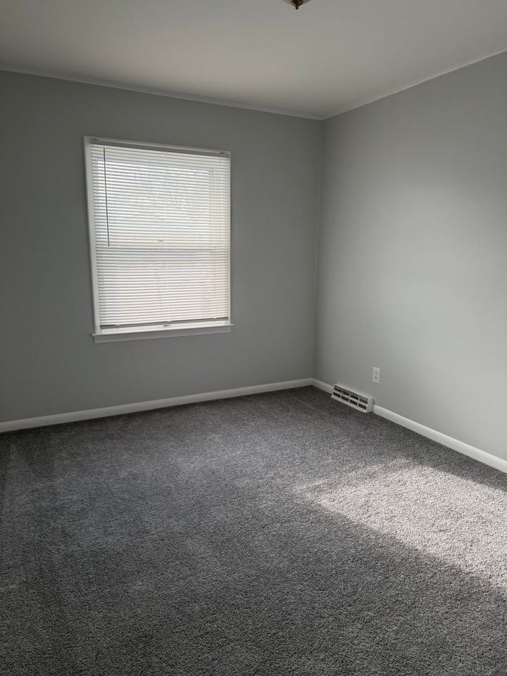 11099 Lozier Ave - Photo 7 of 11