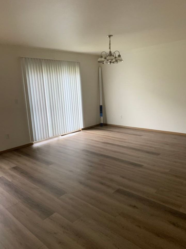 10423 198th Street Ct E - Photo 4 of 17