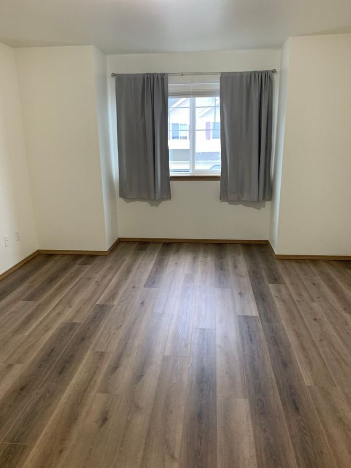 10423 198th Street Ct E - Photo 6 of 17