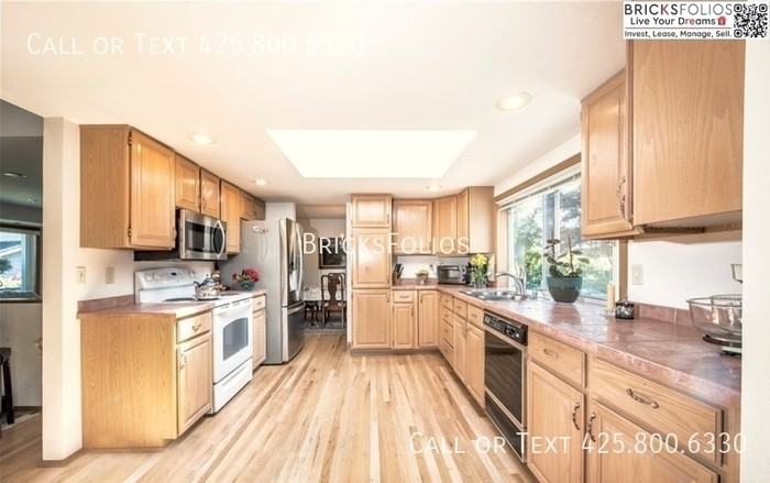 12825 27th Dr Se - Photo 3 of 16