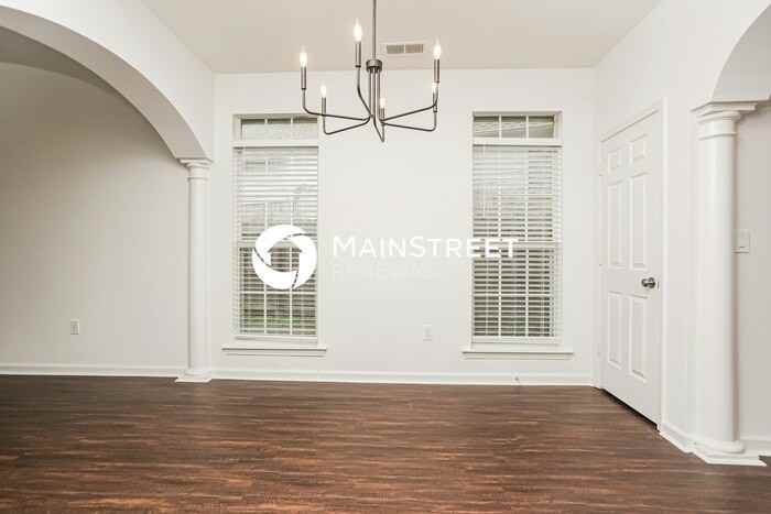 7122 Queens Crown Ct - Photo 5 of 17