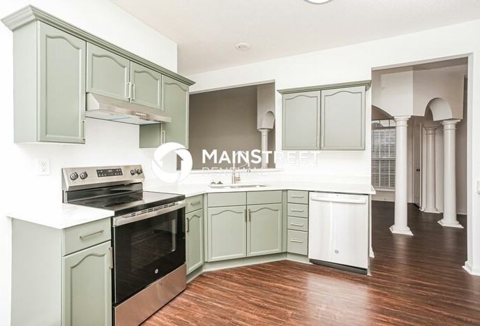 7122 Queens Crown Ct - Photo 6 of 17