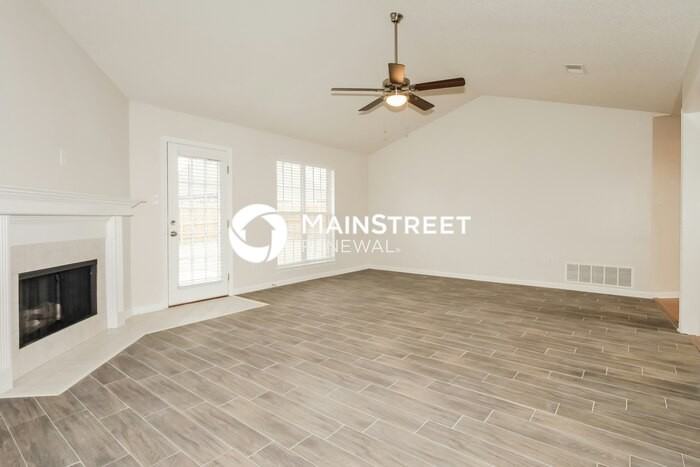 5665 Deer Ridge Dr - Photo 4 of 18