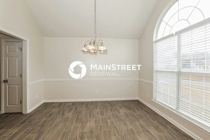 7434 Chads Cir - Photo 5 of 17