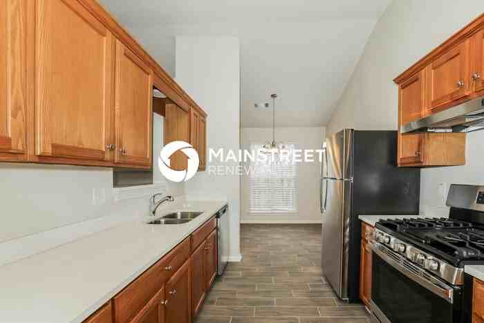 7434 Chads Cir - Photo 6 of 17