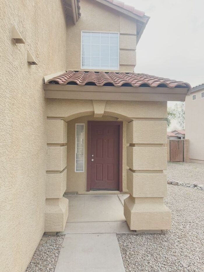 31555 N Cactus Dr - Photo 5 of 43