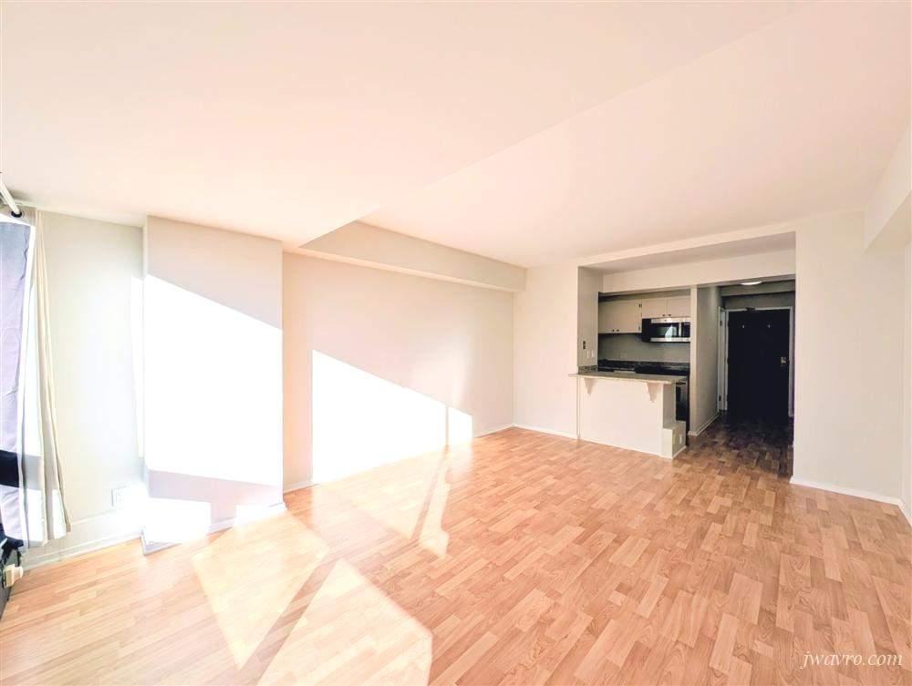 California Street & Jones St - Photo 7 of 12