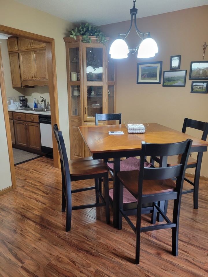 2801 Sw Prairie Rd #1 - Photo 2 of 11