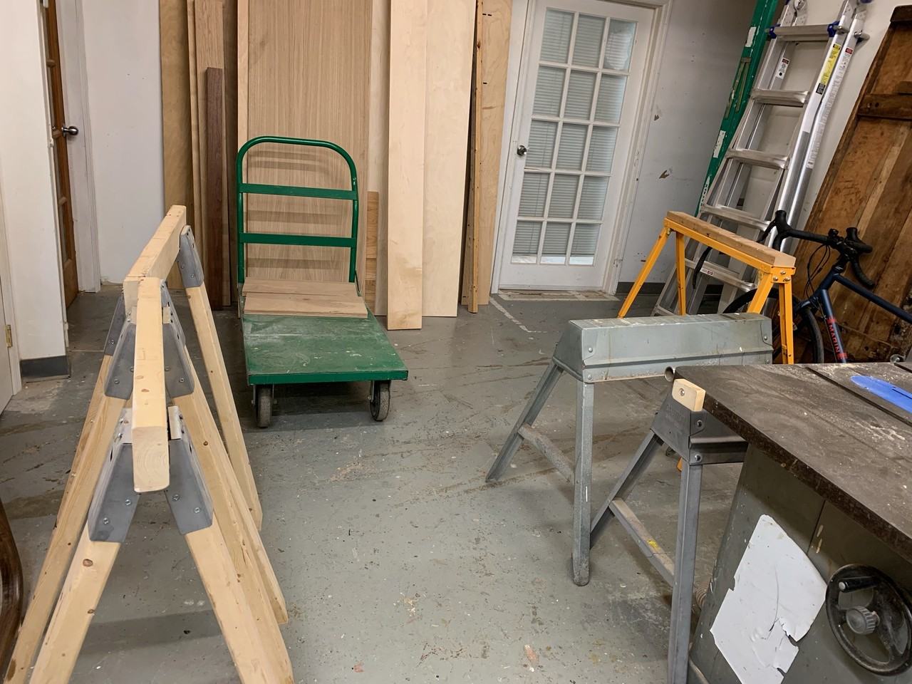 168 7th St - Photo 3 of 7