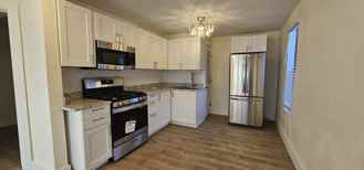 521 13th St Nw #B - Photo 1 of 1