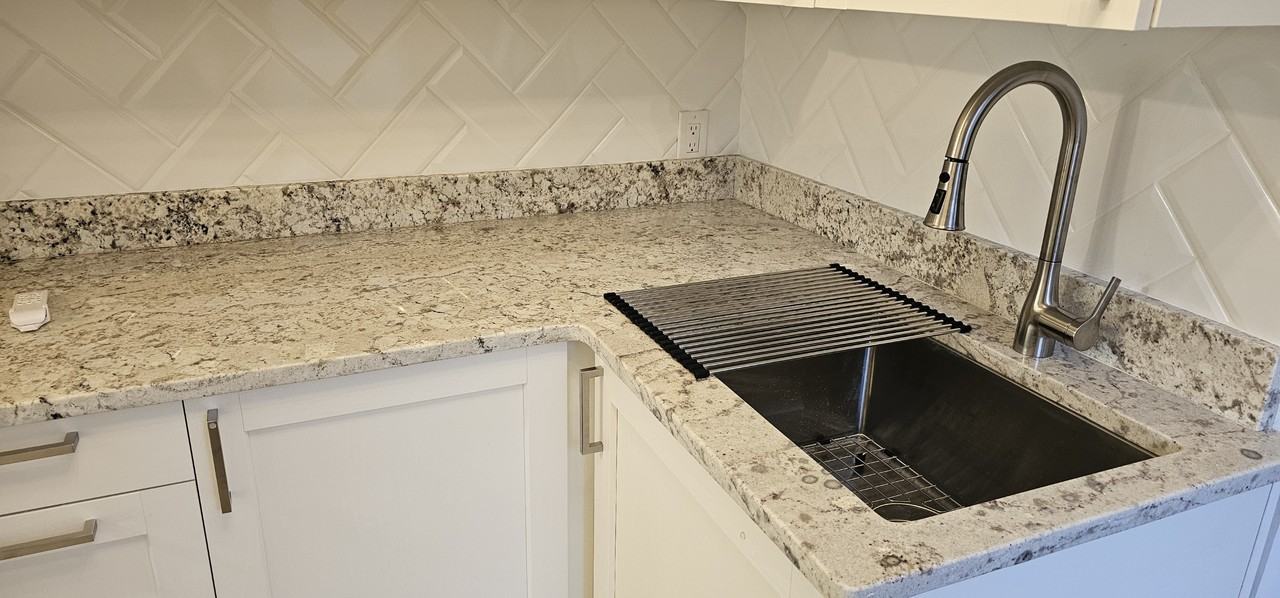 521 13th St Nw #B - Photo 2 of 20