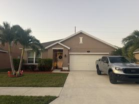 1495 Lexington Sq Sw #NA - Photo 1 of 1