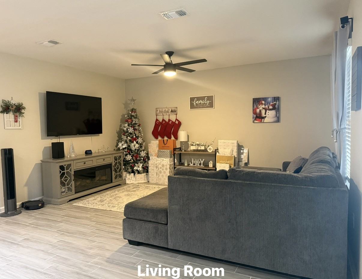 1495 Lexington Sq Sw #NA - Photo 4 of 16