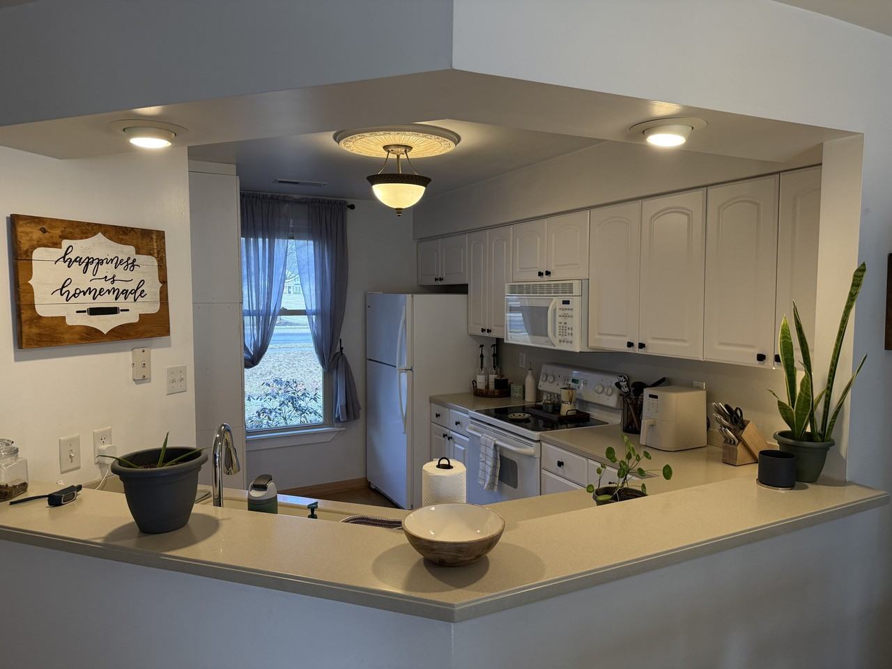 5430 Oxford Dr - Photo 2 of 15