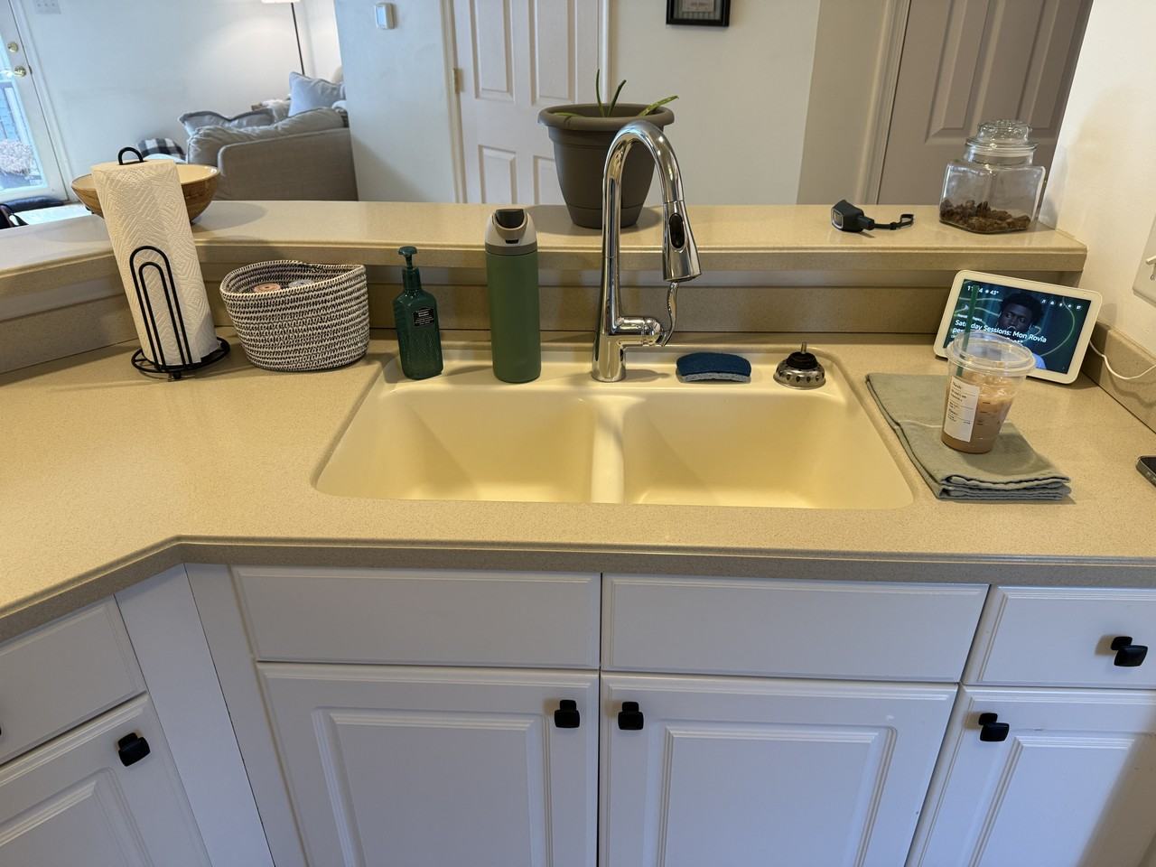 5430 Oxford Dr - Photo 4 of 15