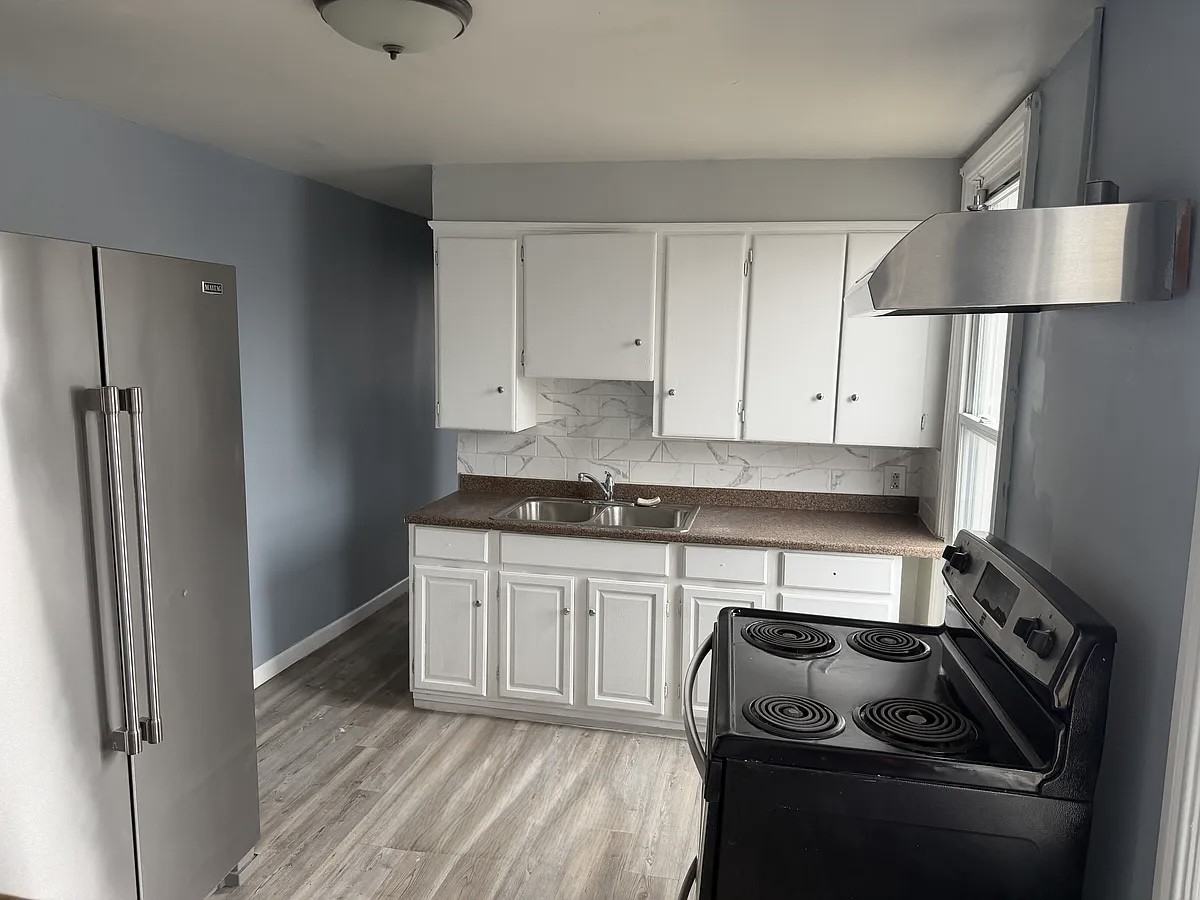 32 N 2nd St #B - Photo 4 of 20