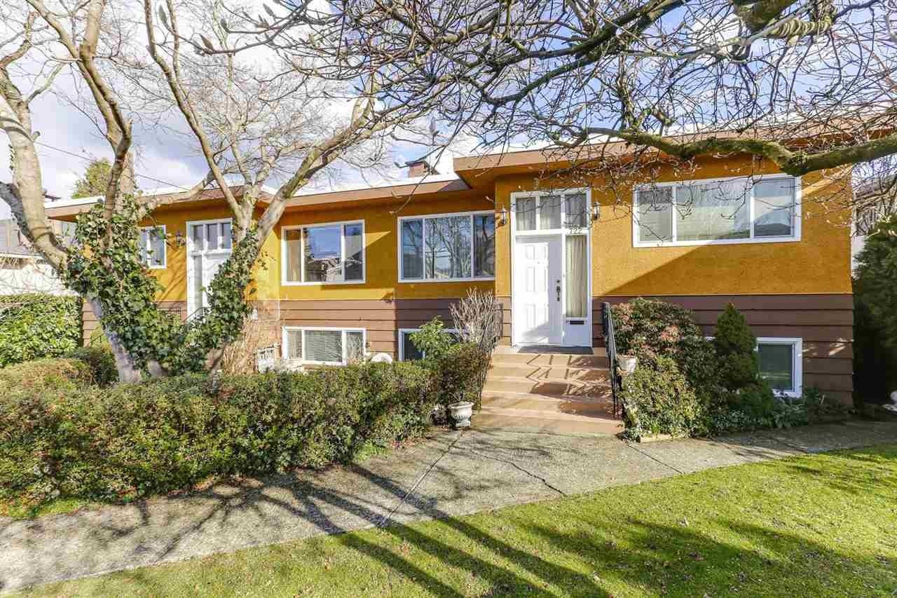 722 Sperling Avenue - Photo 2 of 16