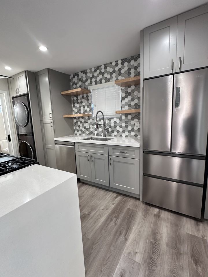 1483 Fern Ave #1 - Photo 2 of 13