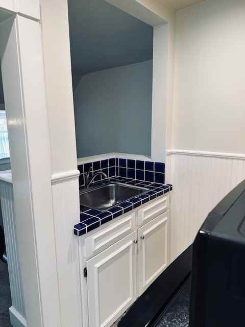 986 E 3rd Ave - Photo 7 of 10