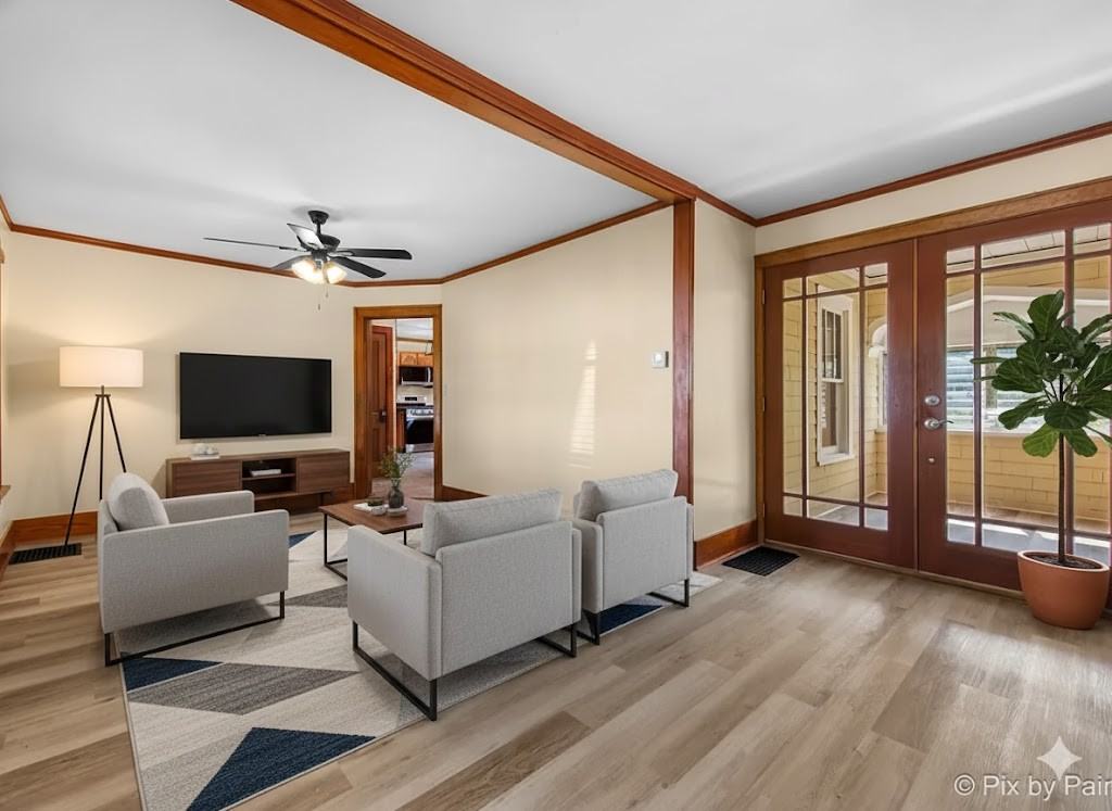 503 N River Rd #1 - Photo 3 of 13