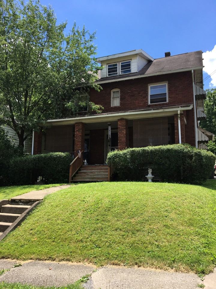 52 Sexton St #2 - Photo 6 of 7