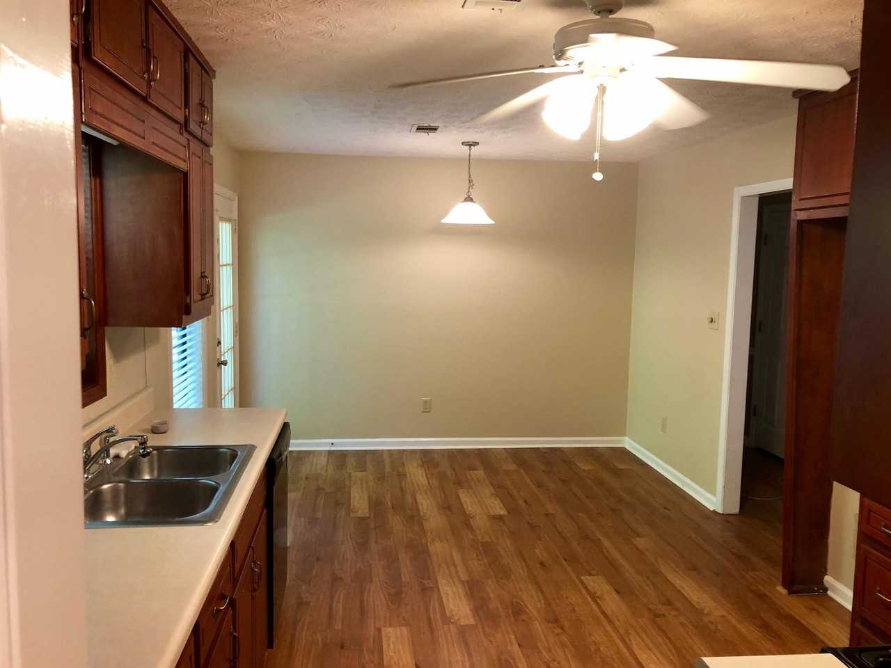 11540 Heritage Dr #1 - Photo 6 of 11