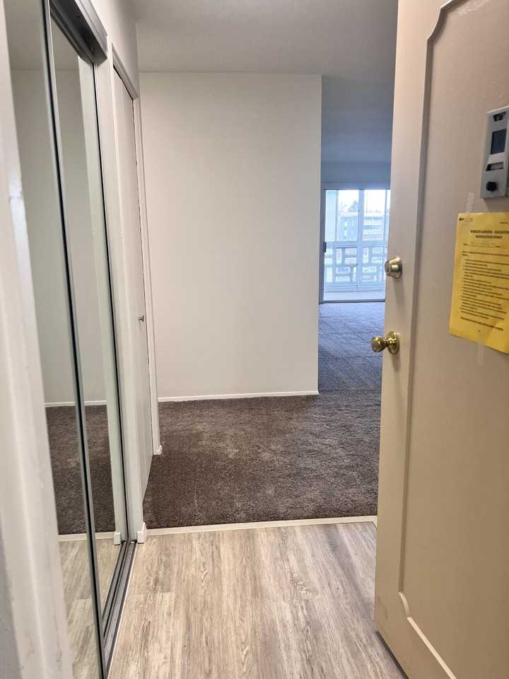 9655 E Center Ave #1 - Photo 3 of 27