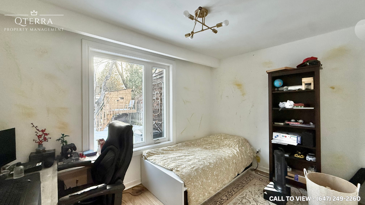 1-257 Woodsworth Rd, North York, Ontario M2L 2T5 - Photo 6 of 8