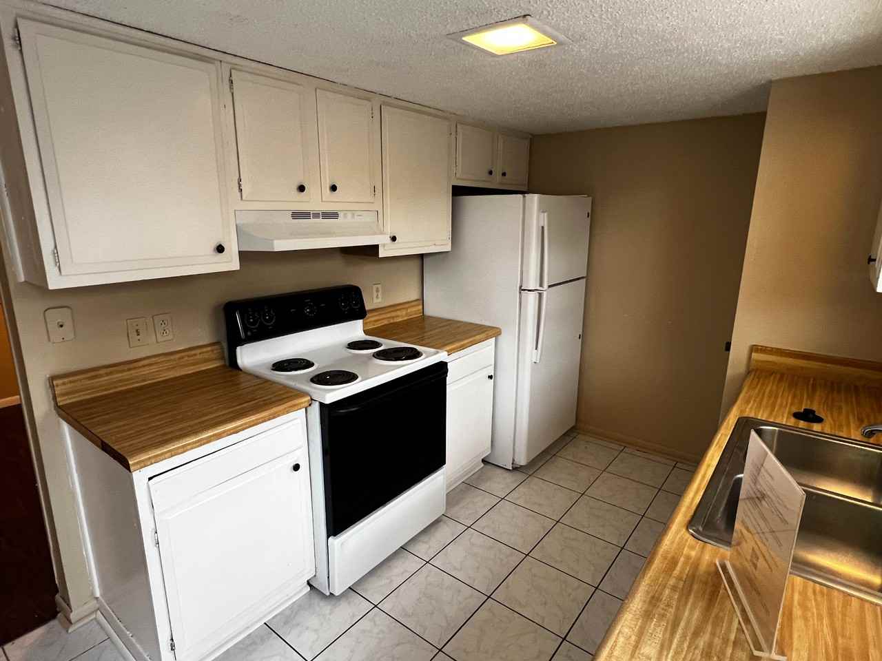 85 E. Caldwood Dr - 12Unit 12 #12 - Photo 7 of 13