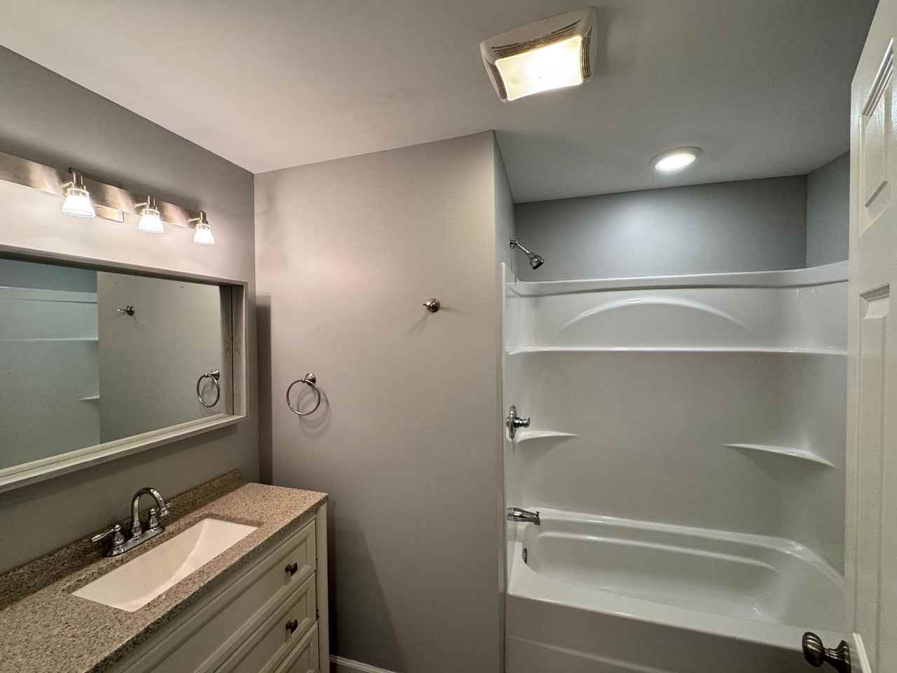 202 Furbee Dr E #1 - Photo 5 of 10