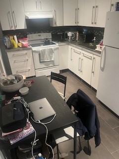 307 Salem Avenue - Photo 4 of 7